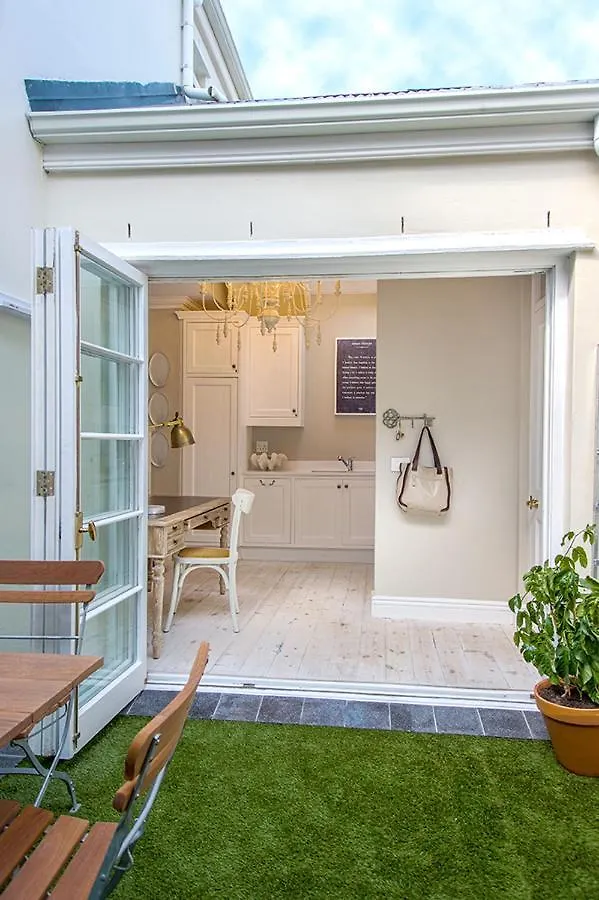 Charming Coastal Townhouse At The Majestic 0*, Kalk Bay South Africa