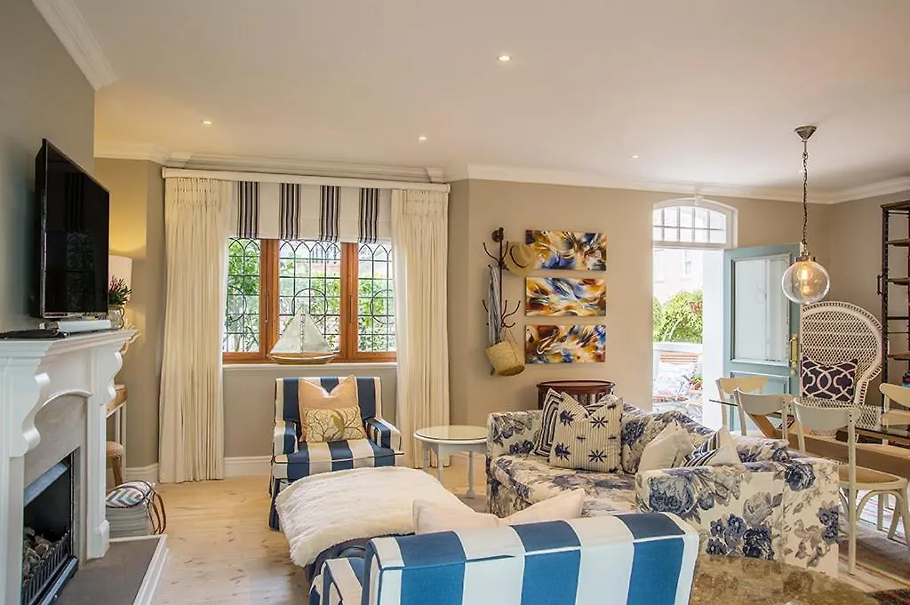 Holiday home Charming Coastal Townhouse At The Majestic